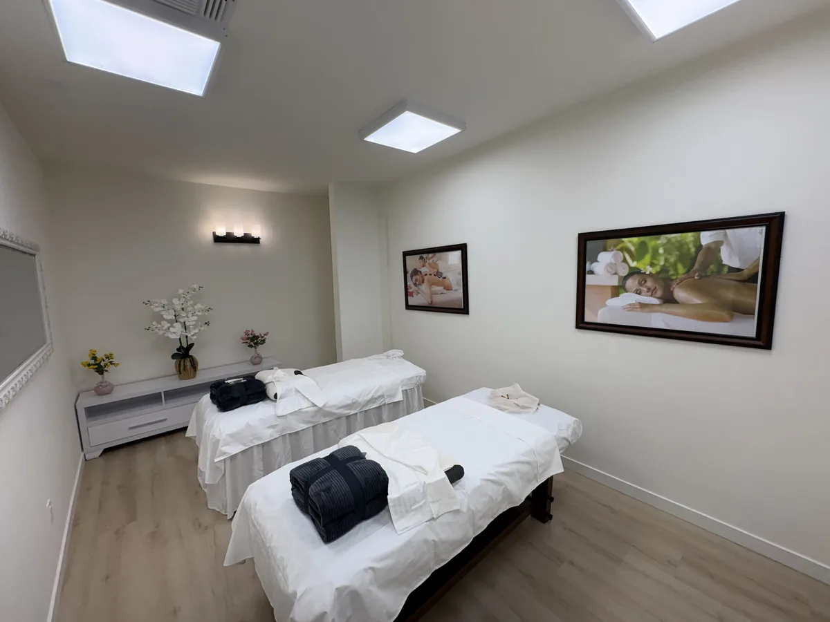 Treatment room with skylight